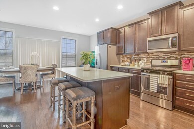 8175 Hollow Ct, Severn, MD 21144 - photo 5