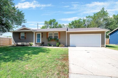 219 S Crocker St, Colwich, KS 67030 - photo 2