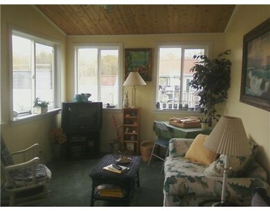 42 Blackbird St, Tiverton, RI 02878 - photo 3