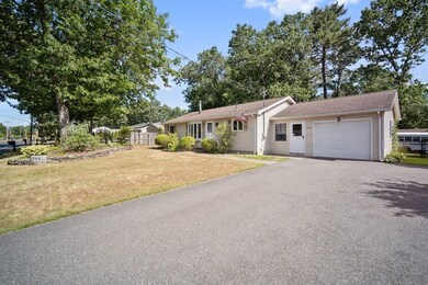 795 Chapin St, Ludlow, MA 01056 - photo 4