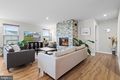 421 Switchgrass Ct, Bunker Hill, WV 25413 - photo 6