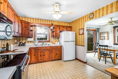 13 Snowcrest Rd, Fairfax, VT 05454 - photo 7