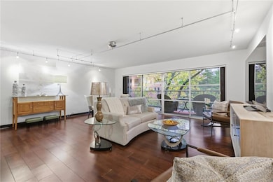 310 W 49th St unit 403, Kansas City, MO 64112 - photo 7