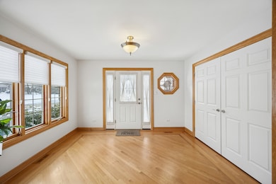 13773 Steeples Rd, Lemont, IL 60439 - photo 3