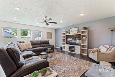 643 E Whitbeck St, Kuna, ID 83634 - photo 6