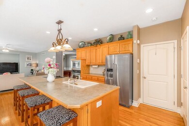 6906 Roundtree St, Shawnee, KS 66226 - photo 7