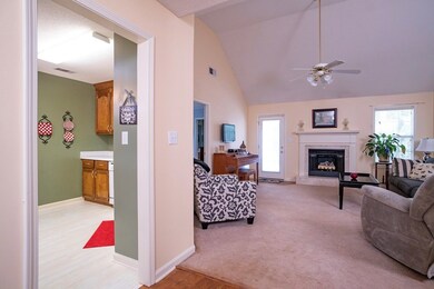 137 Crest Mont Dr, Macon, GA 31206 - photo 6