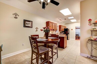 BREAKFAST ROOM