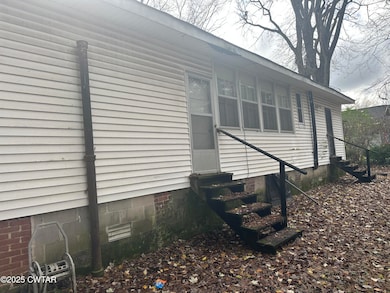 110 W 9th St, Trenton, TN 38382 - photo 2