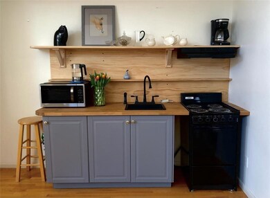 32 Luzon Ave unit 11, Providence, RI 02906 - photo 3