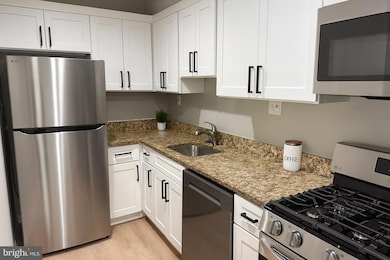 3817 Swann Rd unit 302, Suitland, MD 20746 - photo 3