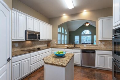 With recent updates to the kitchen, you will love 