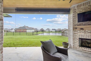205 Santander Dr, Youngsville, LA 70592 - photo 4