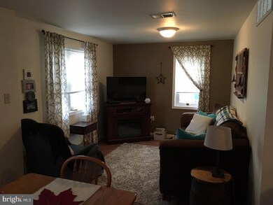 414 Grosstown Rd unit 2, Pottstown, PA 19464 - photo 2