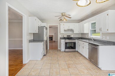 5221 Highland Trace Cir, Birmingham, AL 35215 - photo 6