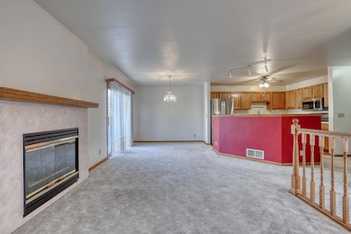 1825 Woodburn Rd unit C, Waukesha, WI 53188 - photo 5