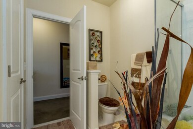 2242 Merseyside Dr unit 84, Woodbridge, VA 22191 - photo 7