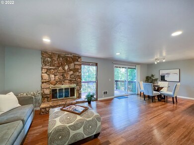 Living Room/Dining Room