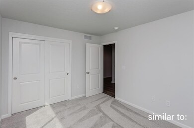 4375 E 44th St, Des Moines, IA 50317 - photo 4