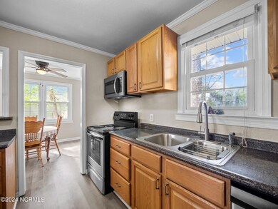 507 Oak Ln, Jacksonville, NC 28540 - photo 7