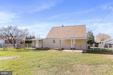 11104 Mountain View Cir, Hagerstown, MD 21740 - photo 5