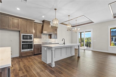 *Photos depict previous model. Finishes may vary.