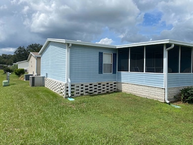 39534 Keiths Cir, Zephyrhills, FL 33542 - photo 6