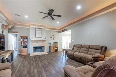 2928 Meandering Way, Granbury, TX 76049 - photo 4