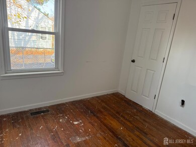 32 Hawthorne Dr, Somerset, NJ 08873 - photo 7