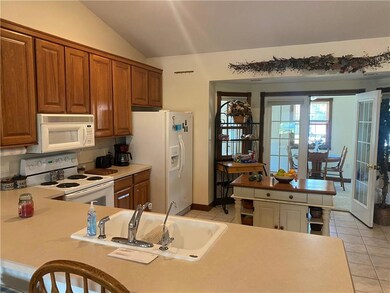 210 N Vine St, Thorntown, IN 46071 - photo 5