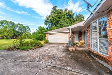 5918 Bent Bough Ln, Houston, TX 77088 - photo 5