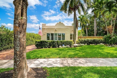 813 Avon Rd, West Palm Beach, FL 33401 - photo 2