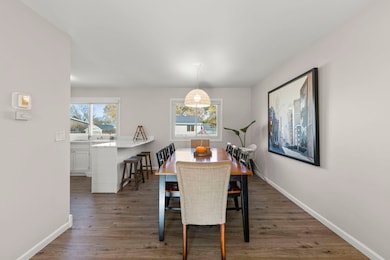 30W260 Holyoke Ct, Warrenville, IL 60555 - photo 6