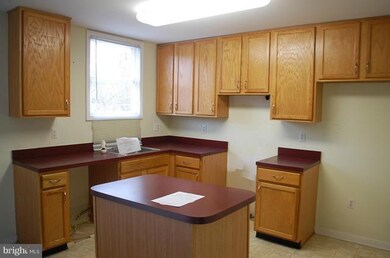 1918 Linden Ave, Baltimore, MD 21217 - photo 5