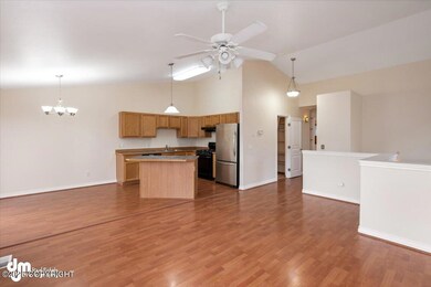 09-Living Room_SLS_-7697