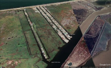 0 4th St unit 10946440, Gilchrist, TX 77617 - photo 2