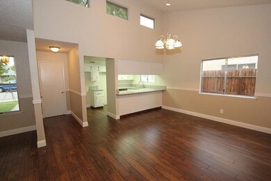 1112 S 5th Ave, Kingsburg, CA 93631 - photo 2