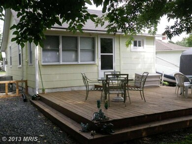 15 Bancroft Ave, Colonial Beach, VA 22443 - photo 2