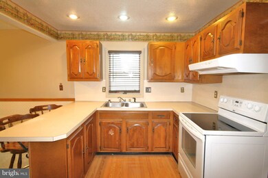 12828 Point Salem Rd, Hagerstown, MD 21740 - photo 5