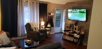1952 Burch Ave