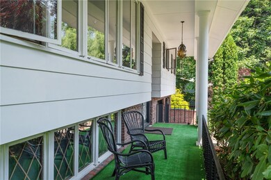 26 Kennedy Blvd, Lincoln, RI 02865 - photo 4