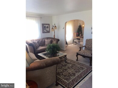 4 Schoolhouse Ln, Broomall, PA 19008 - photo 5