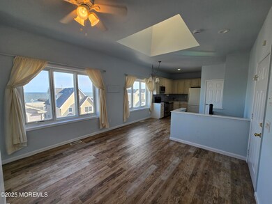15 Garfield Ave unit 404, Avon By the Sea, NJ 07717 - photo 3