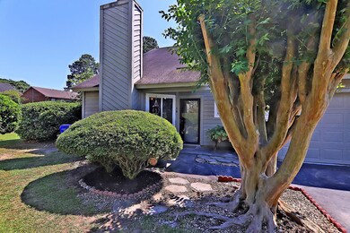 16 Maplecrest Dr