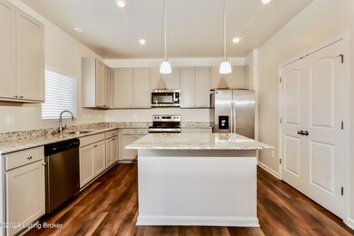 007-photo-kitchen-13965828