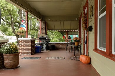 Front Porch Living!