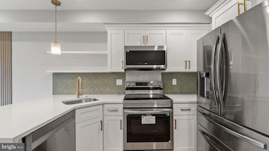 1432 Ogden St unit 2, Philadelphia, PA 19130 - photo 6