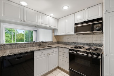 Stewart Place Condominiums unit 2AW, White Plains, NY 10603 - photo 6
