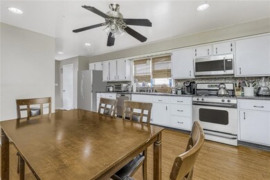 59 E Maple Ave, Suffern, NY 10901 - photo 4