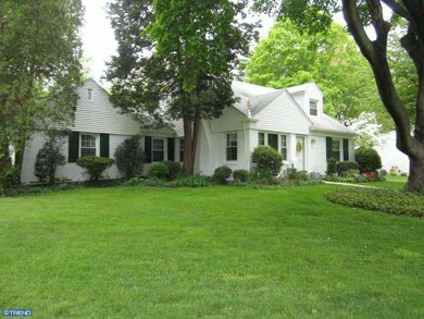 301 Barry Ln, Wallingford, PA 19086 - photo 2